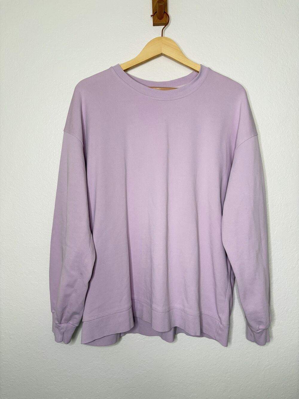Lululemon Perfectly Oversized Crew Light Purple Sweatshirt Size 10-12 Athleisure